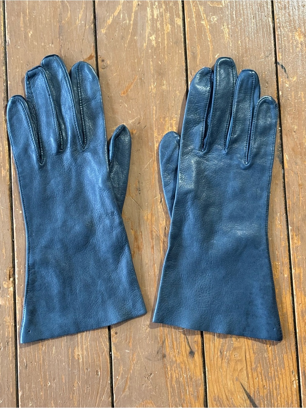Deer Skin Trading Post Genuine Leather Dress Gloves